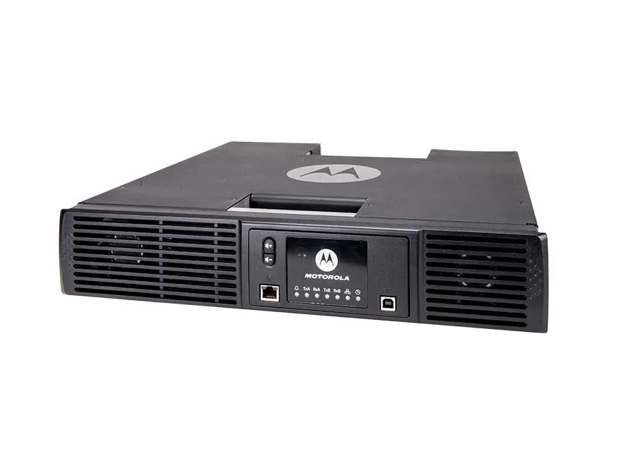 Ретранслятор Motorola MOTOTRBO SLR8000 UHF